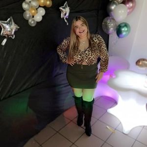 Meet your Posher, Nicole